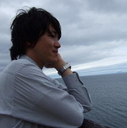 中島 賢一